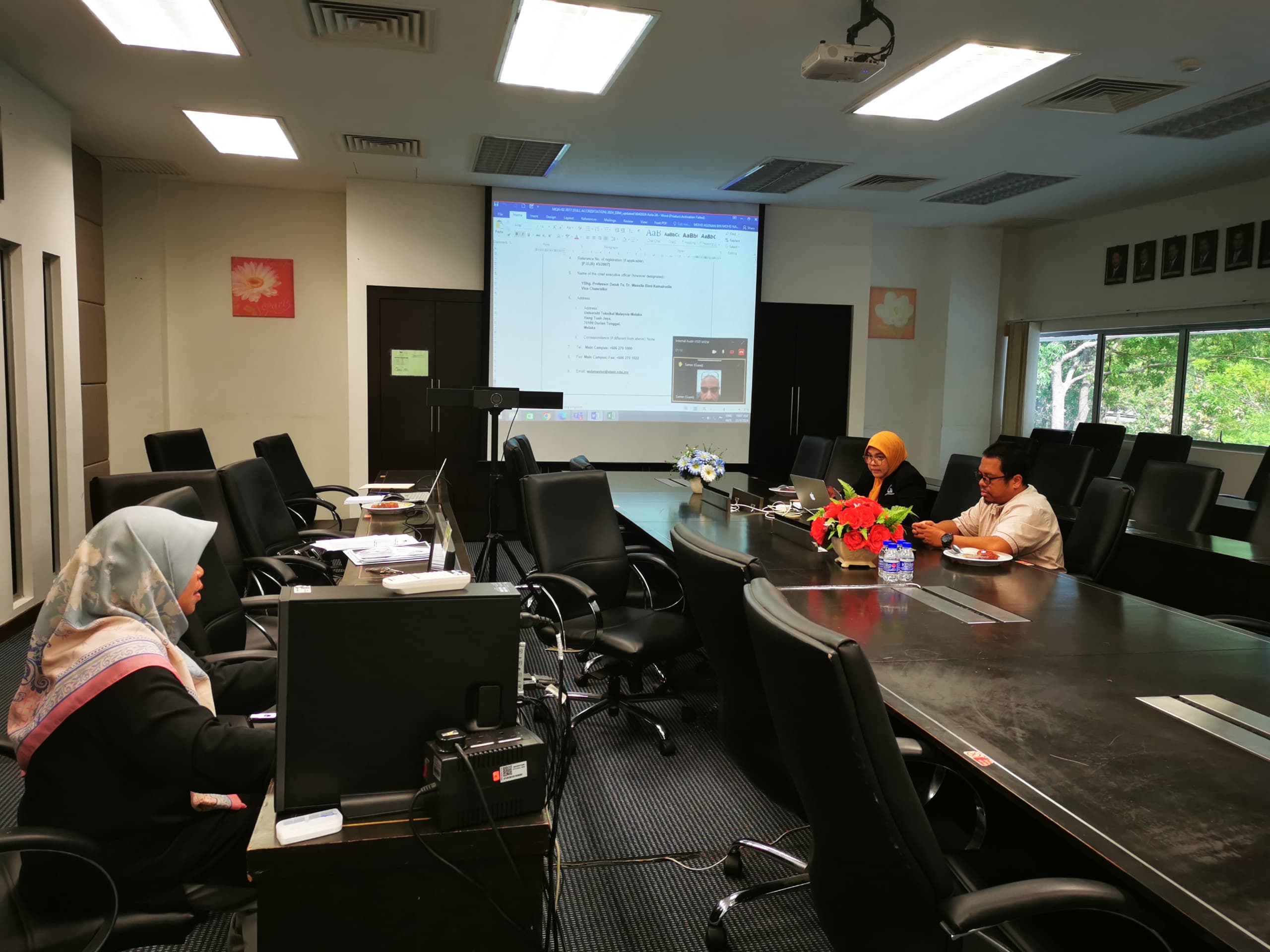 dbacd880 b5f1 48f2 b355 a68db2c695df